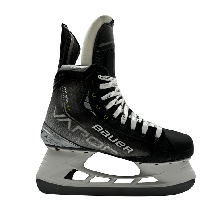 Bauer Vapor Hyperlite - Pro Stock Hockey Skate -  7.5E