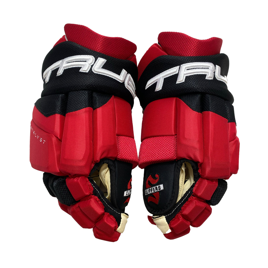 True Catalyst Team Custom Stouffville Clippers Hockey Gloves