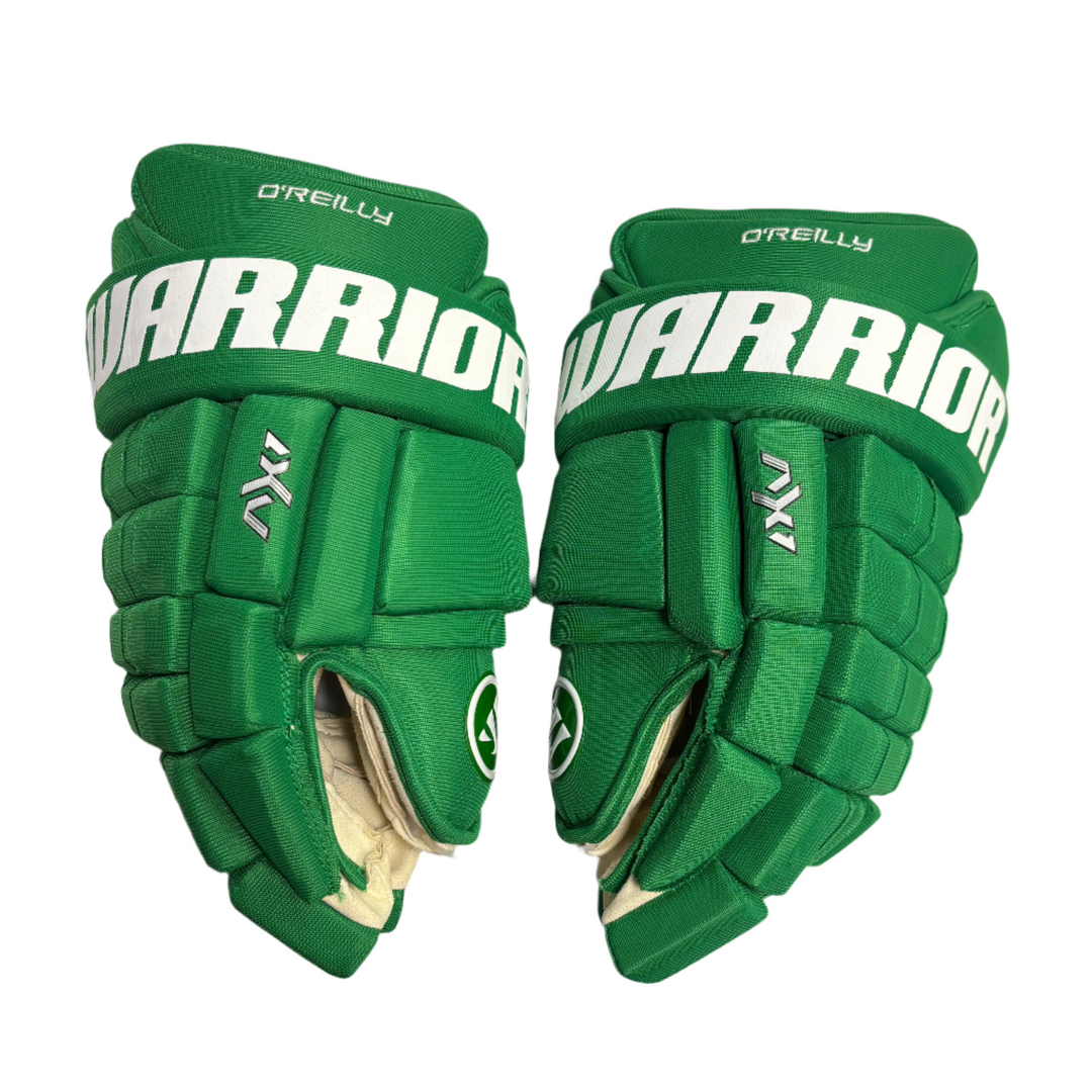 Warrior Franchise AX1 - Toronto Maple Leafs (St. Pats) - Pro Stock Glove - Ryan O'Reilly