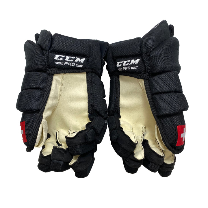 CCM HGSTXP Team Switzerland Pro Stock Glove - Nico Hischier