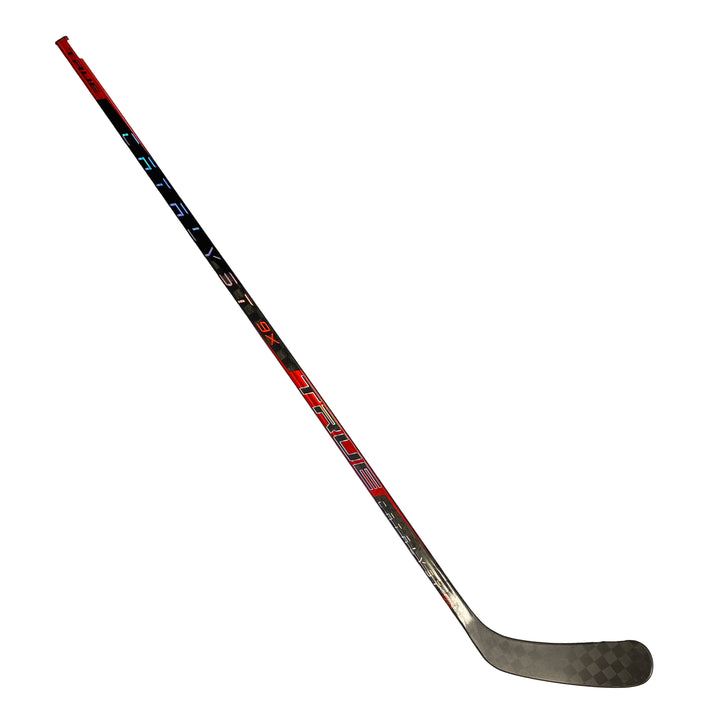 True Catalyst 9X - Pro Stock Hockey Stick - DYLAN LARKIN