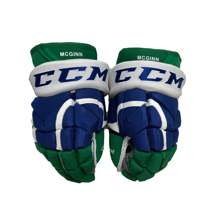 CCM HG12 - Carolina Hurricanes (Whalers) - Pro Stock Gloves - Brock McGinn