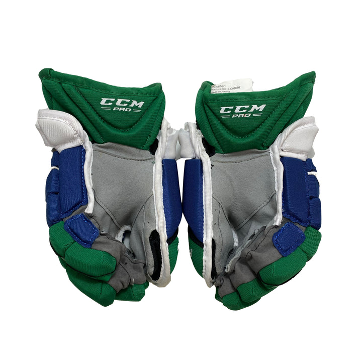 CCM HG12 - Carolina Hurricanes (Whalers) - Pro Stock Gloves - Brock McGinn