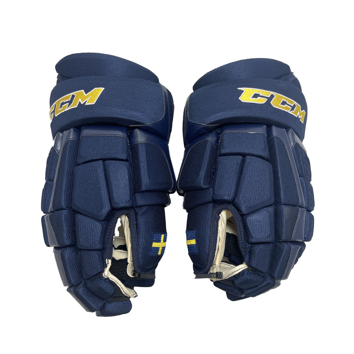 CCM HGCL Team Sweden 15" Pro Stock Gloves Team Issue