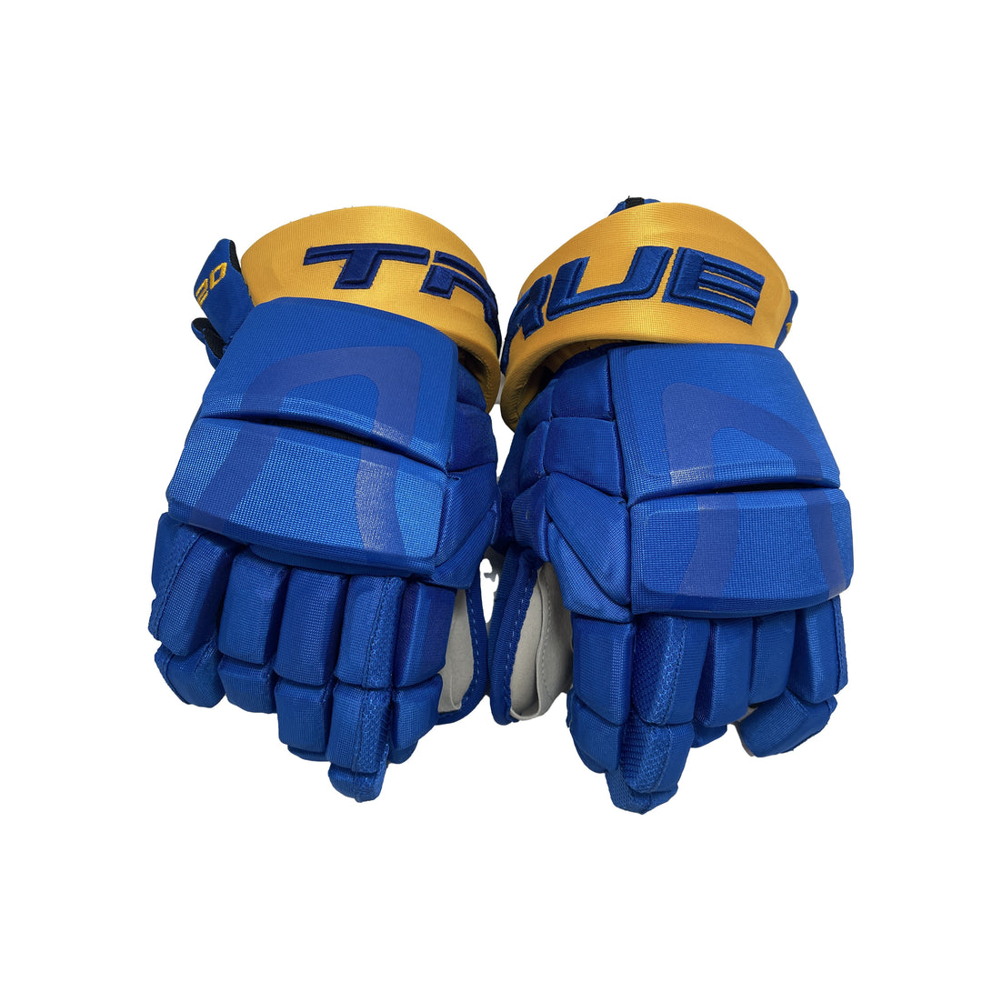 True XC9 Buffalo Sabres 13.5" Pro Stock Glove - Cody Eakin