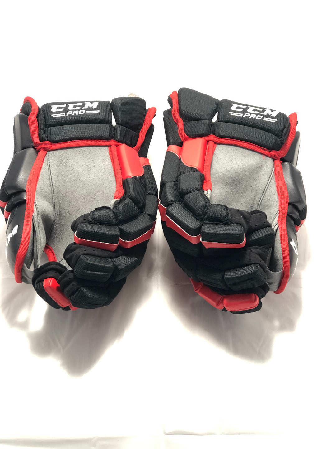 CCM HGCL Chicago Blackhawks 14" Hockey Gloves